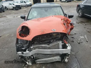2020 MINI Hardtop Cooper with VIN WMWXR3C00L2L53779, listed as a Copart auction lot 80743904 with Not provided miles and Non repairable. Bid and sale history available at DreamBid. Image 5.