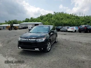 2014 Mitsubishi Outlander GT z VIN JA4JZ4AX2EZ013911, wystawiony jako Copart lot #60603715 z przebiegiem 78 547 mil mil oraz Szkoda całkowita • Salvage title. Historia ofert i sprzedaży dostępna na DreamBid. Obrazek 14.
