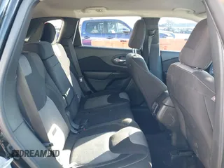2017 Jeep Cherokee Altitude с VIN 1C4PJLABXHW540896, выставлен на аукционе IAAI как лот 41409018 с пробегом 186 679 миль миль и . История ставок и продаж доступна на DreamBid. Изображение 8.