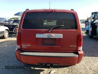 2007 Dodge Nitro SLT z VIN 1D8GU58KX7W569839, wystawiony jako Copart lot #53720705 z przebiegiem 175 746 mil mil oraz Czysty tytuł • Clean title. Historia ofert i sprzedaży dostępna na DreamBid. Obrazek 6.
