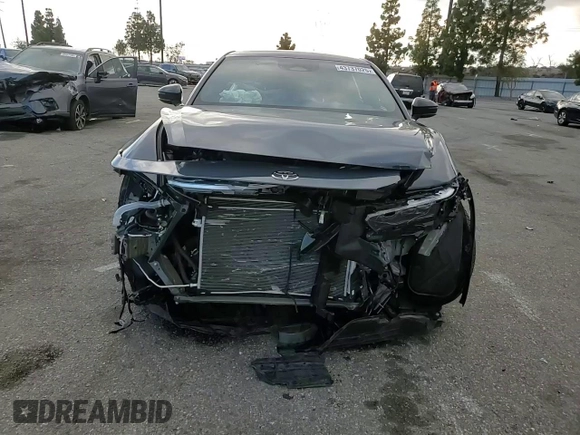 2025 Toyota Crown XLE with VIN JTDAAAAF7S3032651, listed as a Copart auction lot 43737025 with 14,812 mi miles and Salvage Title. Bid and sale history available at carsss.com. Image 10.