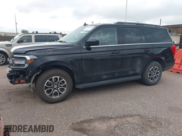 2024 Ford Expedition XLT with VIN 1FMJU1J85REA09324, listed as a IAAI auction lot 42520300 with 41,731 mi miles and . Bid and sale history available at DreamBid. Image 19.