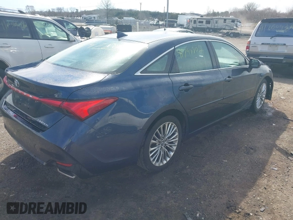 2019 Toyota Avalon XLE with VIN 4T1BZ1FB4KU034320, listed as a IAAI auction lot 41747802 with 73,064 mi miles. Bid and sale history available at carsss.com. Image 4.