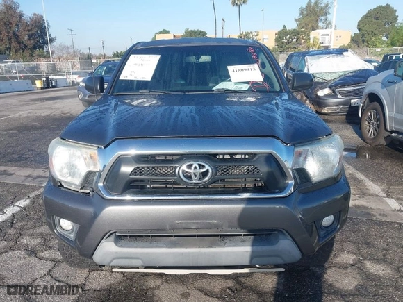 2013 Toyota Tacoma with VIN 3TMLU4EN1DM103640, listed as a IAAI auction lot 41809413 with 147,353 mi miles. Bid and sale history available at carsss.com. Image 12.