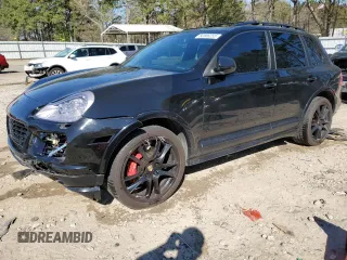 2009 Porsche Cayenne GTS z VIN WP1AD29P89LA60123, wystawiony jako Copart lot #50566255 z przebiegiem 143 394 mil mil oraz Szkody całkowita. Historia ofert i sprzedaży dostępna na DreamBid. Obrazek 1.