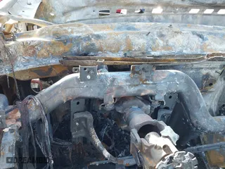 2017 Chevrolet Silverado 2500HD Work Truck with VIN 1GC1KUEY6HF192117, listed as a IAAI auction lot 41688834 with 180,000 mi miles. Bid and sale history available at carsss.com. Image 7.