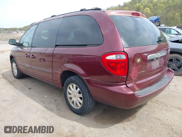 2002 Chrysler Town & Country LXi with VIN 2C4GP54L92R787826, listed as a IAAI auction lot 42079820 with 231,390 mi miles. Bid and sale history available at carsss.com. Image 3.