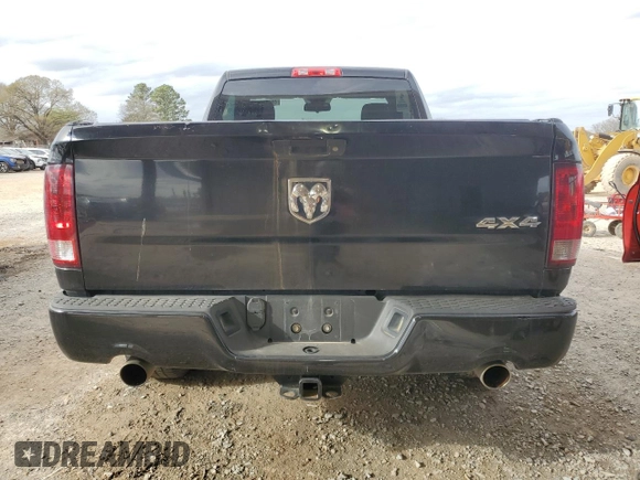 2015 Ram 1500 Tradesman z VIN 3C6JR7AT9FG581134, wystawiony jako Copart lot #49156425 z przebiegiem 182 504 mil mil oraz Szkoda całkowita • Salvage title. Historia ofert i sprzedaży dostępna na DreamBid. Obrazek 6.