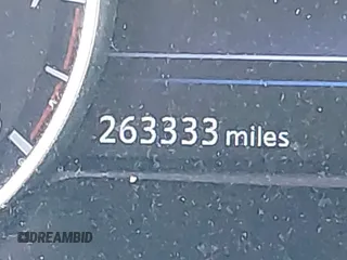 2016 Nissan Maxima SV z VIN 1N4AA6AP9GC431466, wystawiony jako IAAI lot #42007934 z przebiegiem 263 333 mil mil oraz . Historia ofert i sprzedaży dostępna na DreamBid. Obrazek 15.
