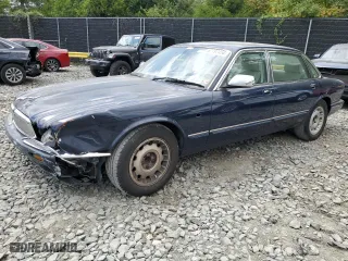 2000 Jaguar XJ VDP with VIN SAJDA24CXYLF13463, listed as a Copart auction lot 67797454 with 144,765 mi miles and Clean Title. Bid and sale history available at carsss.com. Image 1.