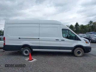 2022 Ford Transit Cargo with VIN 1FTBR3X85NKA74408, listed as a IAAI auction lot 42150248 with 88,887 mi miles and . Bid and sale history available at DreamBid. Image 13.