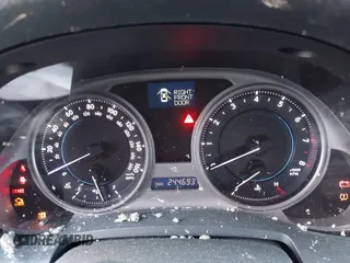 2007 Lexus IS with VIN JTHBK262472056379, listed as a IAAI auction lot 41144538 with 244,693 mi miles. Bid and sale history available at carsss.com. Image 7.