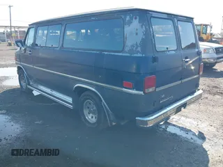 1988 Chevrolet Express Beauville with VIN 1GNEG25K7J7153739, listed as a IAAI auction lot 42216044 with 83,051 mi miles and . Bid and sale history available at DreamBid. Image 3.