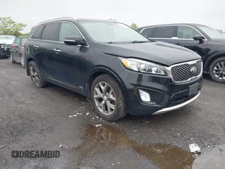 2016 Kia Sorento SX with VIN 5XYPKDA5XGG152270, listed as a IAAI auction lot 42264573 with 137,634 mi miles and . Bid and sale history available at DreamBid. Image 1.