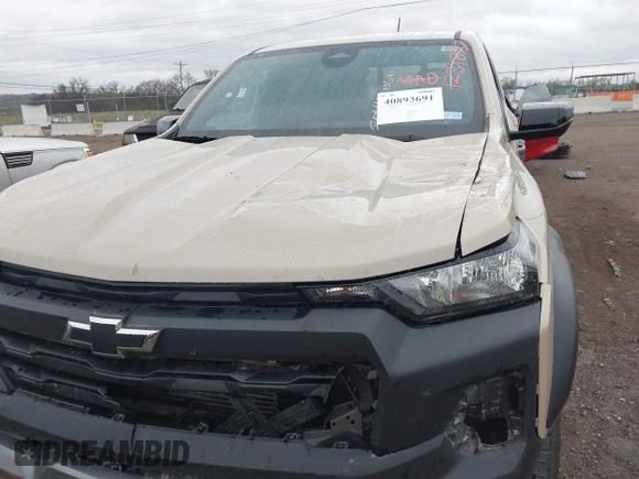2023 Chevrolet Colorado 4WD Trail Boss with VIN 1GCPTEEK8P1239877, listed as a IAAI auction lot 40893691 with 30,617 mi miles. Bid and sale history available at carsss.com. Image 17.