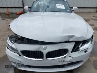 2014 BMW Z4 sDrive35i with VIN WBALM7C58EE386241, listed as a IAAI auction lot 41694078 with 66,884 mi miles. Bid and sale history available at carsss.com. Image 19.