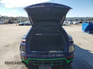 2019 Lamborghini Urus z VIN ZPBUA1ZL7KLA02968, wystawiony jako Copart lot #69967374 z przebiegiem 9747 mil mil oraz Szkody całkowita. Historia ofert i sprzedaży dostępna na DreamBid. Obrazek 6.