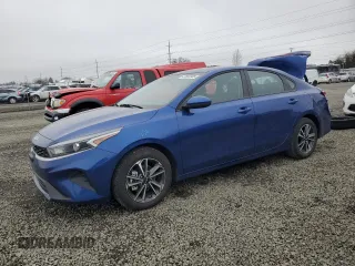 2024 Kia Forte LXS with VIN 3KPF24AD4RE832071, listed as a Copart auction lot 47823385 with 2,819 mi miles and Salvage Title. Bid and sale history available at carsss.com. Image 1.