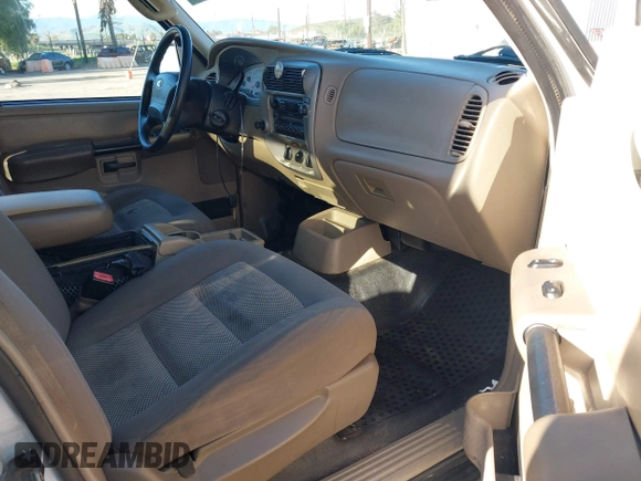 2004 Ford Explorer Sport Trac XLS with VIN 1FMZU67K24UB86026, listed as a IAAI auction lot 41813286 with 134,377 mi miles and . Bid and sale history available at DreamBid. Image 5.