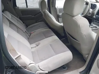 2007 Ford Explorer XLT with VIN 1FMEU73E57UB30980, listed as a IAAI auction lot 42243903 with 184,384 mi miles and . Bid and sale history available at DreamBid. Image 8.