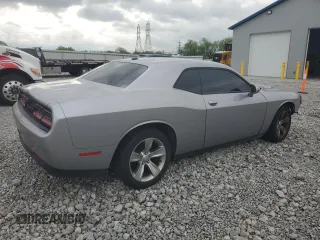 2017 Dodge Challenger SXT Plus z VIN 2C3CDZAG7HH658394, wystawiony jako Copart lot #55595705 z przebiegiem 188 156 mil mil oraz Czysty tytuł • Clean title. Historia ofert i sprzedaży dostępna na DreamBid. Obrazek 3.