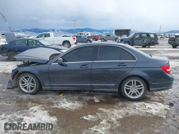 2014 Mercedes-Benz C 250 Sport с VIN WDDGF4HBXEG200415, выставлен на аукционе IAAI как лот 41648762 с пробегом 108 702 миль миль и . История ставок и продаж доступна на DreamBid. Изображение 15.