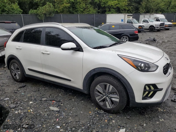 2021 Kia Niro Plug-In Hybrid EX with VIN KNDCD3LD5M5477694, listed as a Copart auction lot 72518084 with 29,893 mi miles and Salvage Title. Bid and sale history available at carsss.com. Image 4.