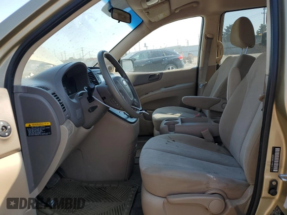 2011 Kia Sedona LX with VIN KNDMG4C71B6393083, listed as a Copart auction lot 63269004 with 136,601 mi miles and Salvage Title. Bid and sale history available at carsss.com. Image 7.