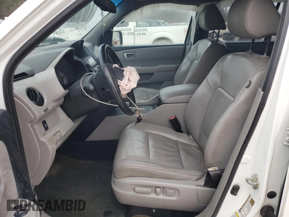 2015 Honda Pilot EX-L z VIN 5FNYF4H72FB051438, wystawiony jako Copart lot #42916795 z przebiegiem 202 997 mil mil oraz Szkoda całkowita • Salvage title. Historia ofert i sprzedaży dostępna na DreamBid. Obrazek 7.