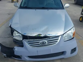 2007 Kia Spectra EX with VIN KNAFE121075379437, listed as a IAAI auction lot 42038652 with 88,718 mi miles. Bid and sale history available at carsss.com. Image 11.