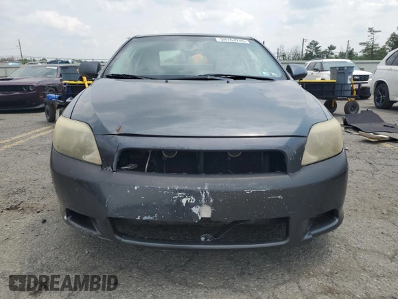 2006 Scion tC z VIN JTKDE177X60123771, wystawiony jako Copart lot #59763245 z przebiegiem 231 959 mil mil oraz Szkoda całkowita • Salvage title. Historia ofert i sprzedaży dostępna na DreamBid. Obrazek 5.