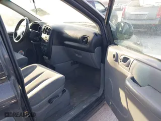 2006 Dodge Grand Caravan SE with VIN 1D4GP24R76B525572, listed as a IAAI auction lot 41769284 with 245,218 mi miles. Bid and sale history available at carsss.com. Image 5.