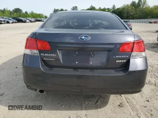 2013 Subaru Legacy Premium z VIN 4S3BMBC66D3033999, wystawiony jako Copart lot #58694655 z przebiegiem 183 385 mil mil oraz Czysty tytuł • Clean title. Historia ofert i sprzedaży dostępna na DreamBid. Obrazek 6.