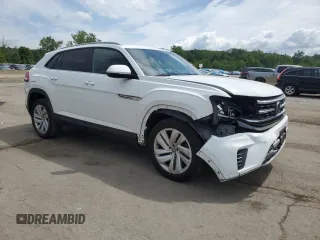 2020 Volkswagen Atlas SE with VIN 1V26C2CA9LC203648, listed as a Copart auction lot 63848285 with 45,352 mi miles and Salvage title. Bid and sale history available at DreamBid. Image 4.