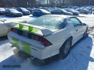 1991 Chevrolet Camaro RS with VIN 1G1FP23E1ML181101, listed as a IAAI auction lot 41405303 with 96,580 mi miles. Bid and sale history available at carsss.com. Image 4.