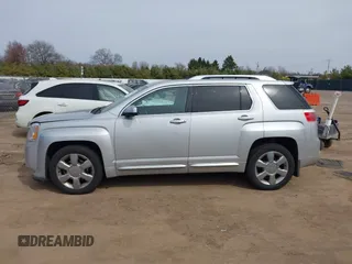 2013 GMC Terrain Denali z VIN 2GKFLZE36D6347892, wystawiony jako IAAI lot #42030759 z przebiegiem 219 627 mil mil oraz . Historia ofert i sprzedaży dostępna na DreamBid. Obrazek 14.