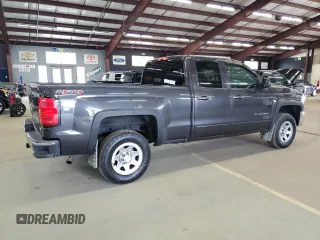 2016 Chevrolet Silverado 1500 LT with VIN 1GCVKREC2GZ350369, listed as a Copart auction lot 55458815 with 220,578 mi miles and Clean Title. Bid and sale history available at carsss.com. Image 3.