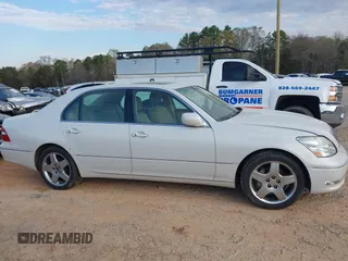 2005 Lexus LS 430 with VIN JTHBN36FX55011393, listed as a IAAI auction lot 41883790 with 186,981 mi miles. Bid and sale history available at carsss.com. Image 13.