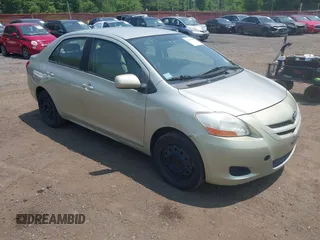 2007 Toyota Yaris с VIN JTDBT923571026531, выставлен на аукционе IAAI как лот 42412893 с пробегом 268 436 миль миль и . История ставок и продаж доступна на DreamBid. Изображение 1.