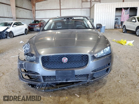 2019 Jaguar XE 25t Premium with VIN SAJAD4FX3KCP51634, listed as a Copart auction lot 85771074 with 87,919 mi miles and Clean Title. Bid and sale history available at carsss.com. Image 5.