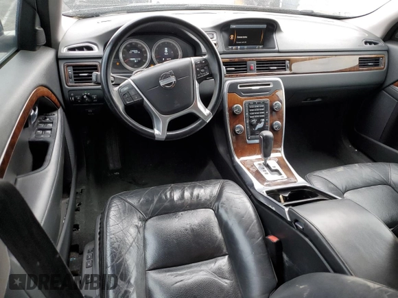 2012 Volvo S80 3.2L with VIN YV1940AS0C1163218, listed as a Copart auction lot 48898955 with 135,895 mi miles and Salvage Title. Bid and sale history available at carsss.com. Image 8.