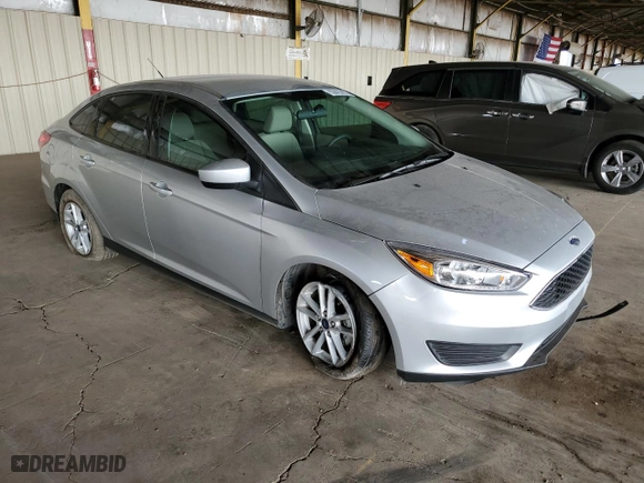 2018 Ford Focus SE with VIN 1FADP3FE2JL293455, listed as a Copart auction lot 50425635 with 26,435 mi miles and Salvage Title. Bid and sale history available at carsss.com. Image 4.