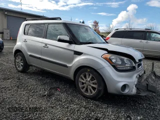 2012 Kia Soul + with VIN KNDJT2A61C7385509, listed as a Copart auction lot 86663864 with 60,091 mi miles and Salvage Title. Bid and sale history available at carsss.com. Image 4.
