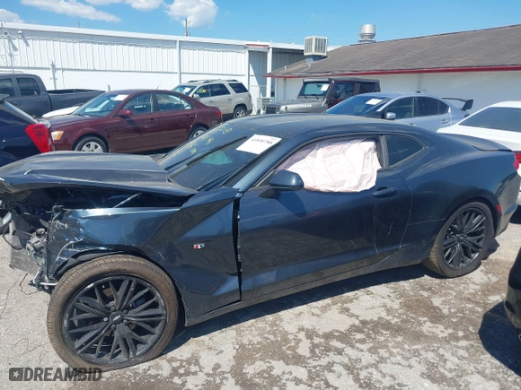 2021 Chevrolet Camaro 1LS with VIN 1G1FB1RX7M0110746, listed as a IAAI auction lot 41890788 with 1 mi miles. Bid and sale history available at carsss.com. Image 13.