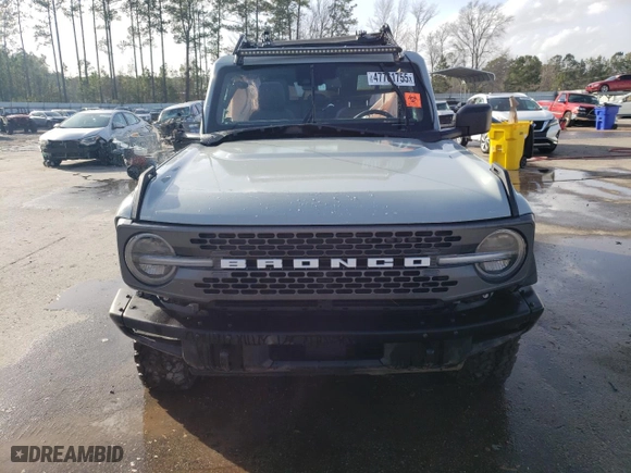 2024 Ford Bronco Badlands with VIN 1FMEE9BP9RLA26173, listed as a Copart auction lot 47761755 with 2,901 mi miles and Salvage Title. Bid and sale history available at carsss.com. Image 5.