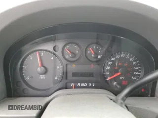 2004 Ford Freestar SEL z VIN 2FMZA52274BB08535, wystawiony jako Copart lot #53969625 z przebiegiem 129 043 mil mil oraz Czysty tytuł • Clean title. Historia ofert i sprzedaży dostępna na DreamBid. Obrazek 9.