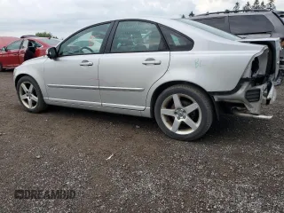 2011 Volvo S40 с VIN YV1672MS3B2534916, выставлен на аукционе Copart как лот 63177274 с пробегом 197 061 миль миль и Списание • Salvage title. История ставок и продаж доступна на DreamBid. Изображение 2.