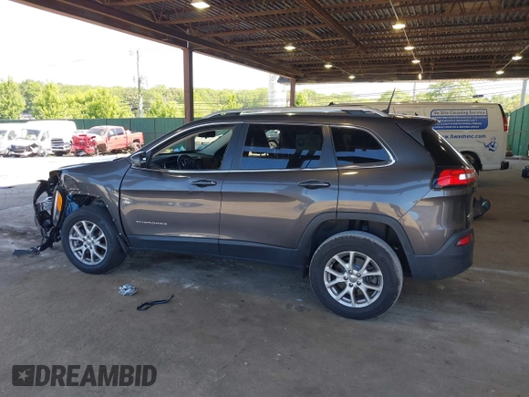2018 Jeep Cherokee Latitude Plus with VIN 1C4PJMLB0JD512965, listed as a IAAI auction lot 42578881 with 48,290 mi miles and . Bid and sale history available at DreamBid. Image 15.