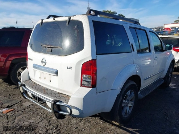 2008 Nissan Pathfinder SE with VIN 5N1AR18B18C631982, listed as a IAAI auction lot 41414757 with 1 mi miles. Bid and sale history available at carsss.com. Image 4.