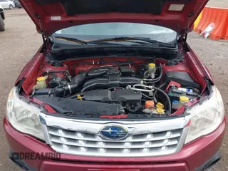 2013 Subaru Forester 2.5X Premium with VIN JF2SHADC9DH433403, listed as a IAAI auction lot 41921603 with 164,417 mi miles. Bid and sale history available at carsss.com. Image 10.